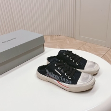 Balenciaga Slippers